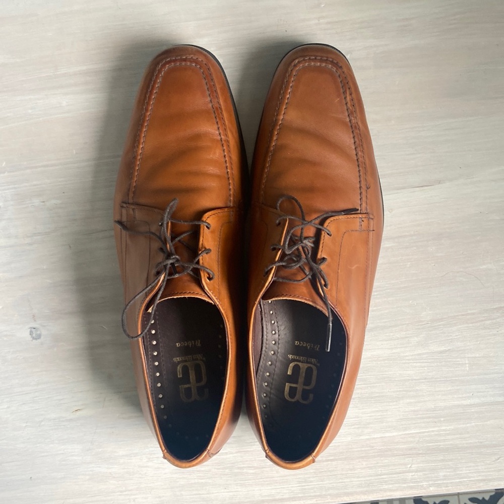 Allen Edmonds Dress Shoes, size 11.5 D. Excellent used condition.